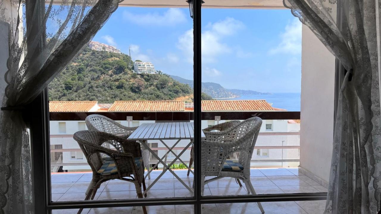 Ma Terrasse Avec Vue Sur La Mer Apartamento Tossa de Mar Exterior foto